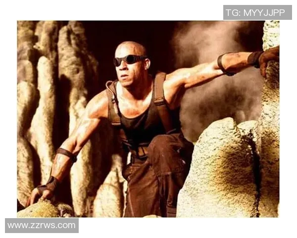 腿部肌肉极为发达的足球巨星 他凭借强大双腿征服赛场 腿部肌肉极为发达的足球巨星 他凭借强大双腿征服赛场